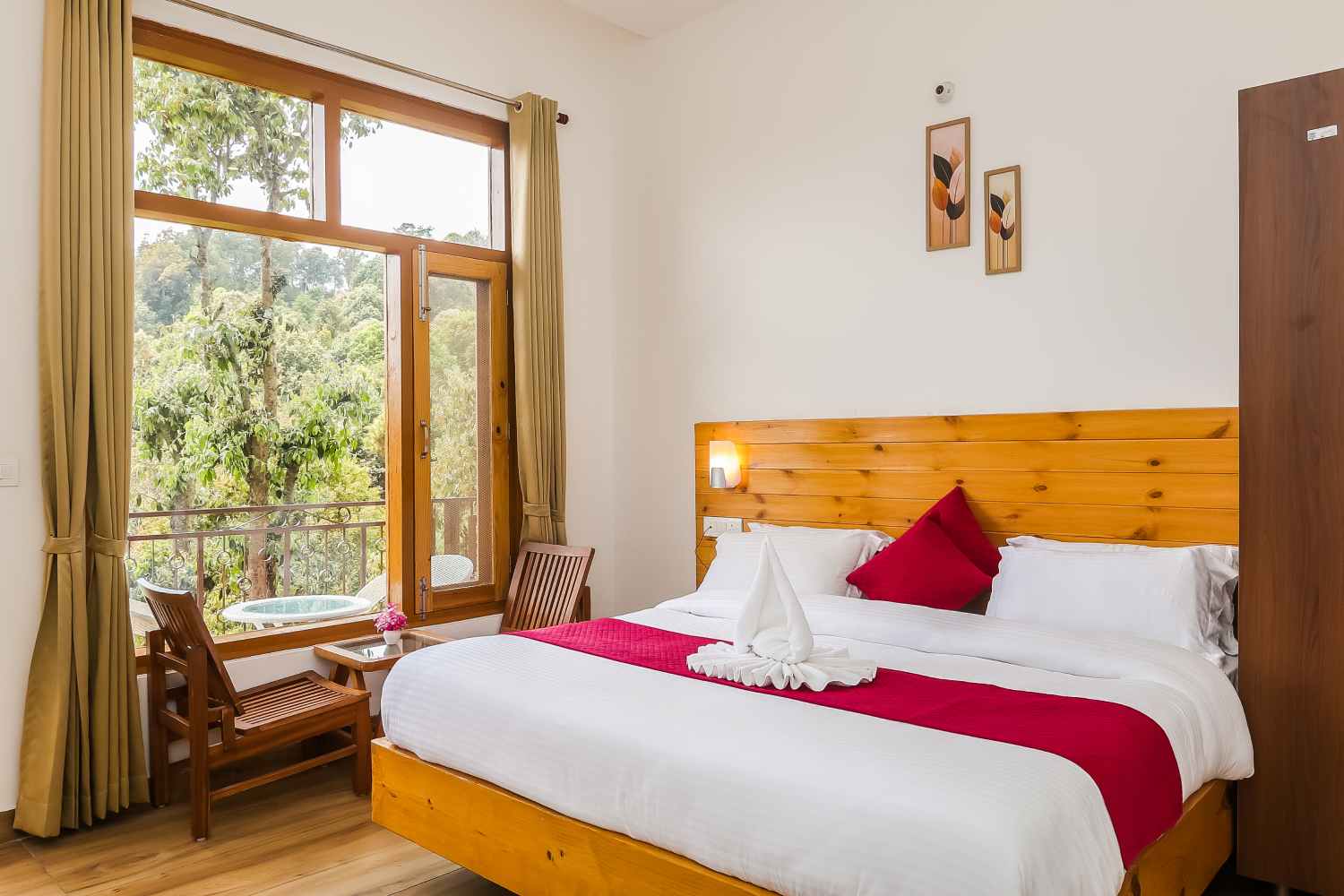 garden view room in mukteshwar